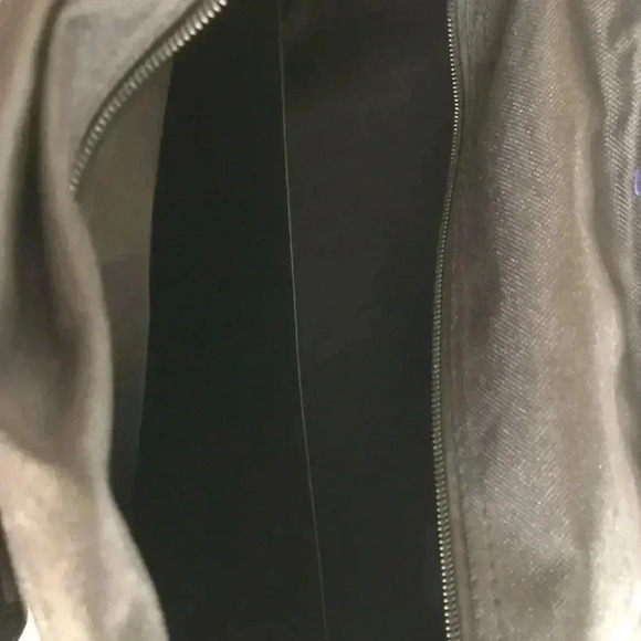 Laptop Messenger Bag in purple & black.Fits 13-17” Laptop. Multiple compartments - Picture 5 of 8